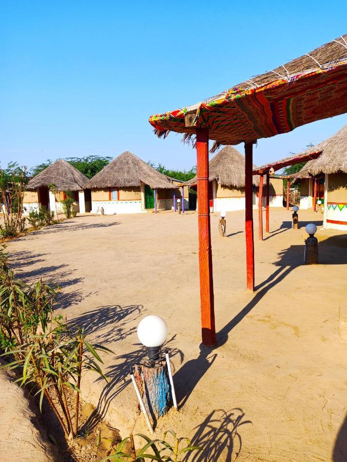 Kutir Craft Village Resort Bherandiāla Εξωτερικό φωτογραφία