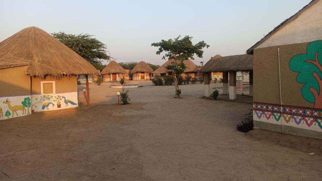 Kutir Craft Village Resort Bherandiāla Εξωτερικό φωτογραφία