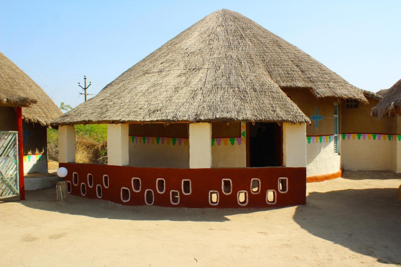 Kutir Craft Village Resort Bherandiāla Εξωτερικό φωτογραφία